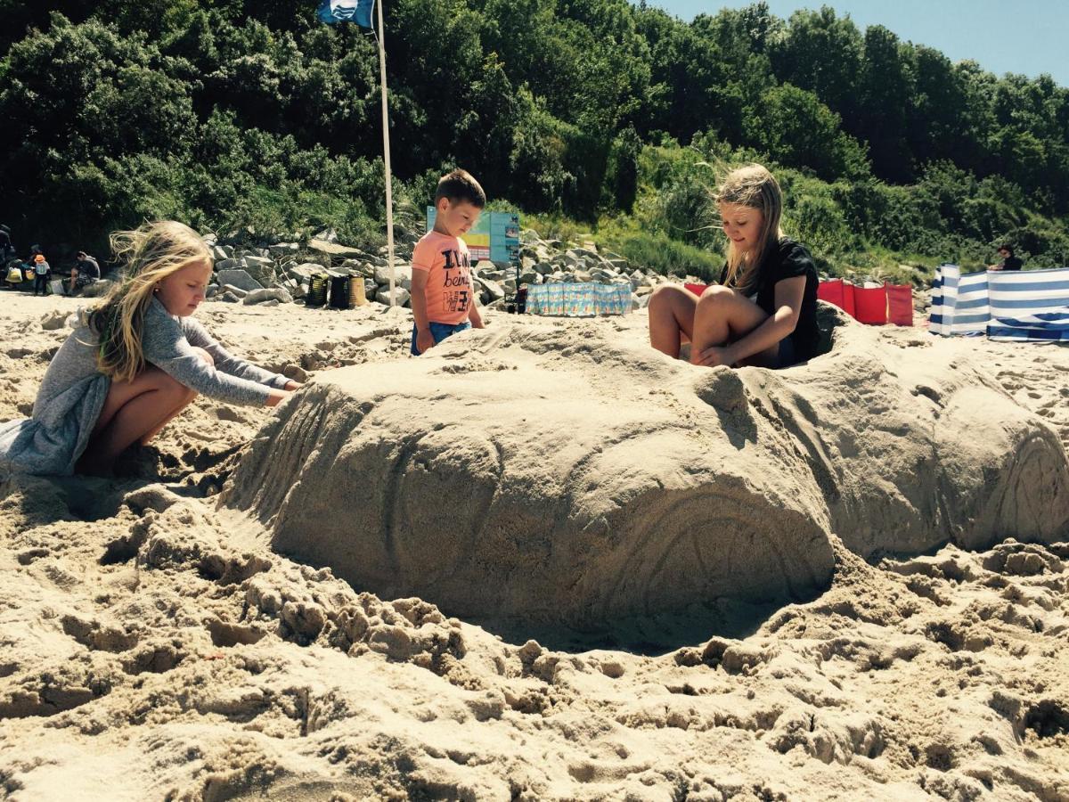 Kapitanskie Domki Trzęsacz Eksteriør billede